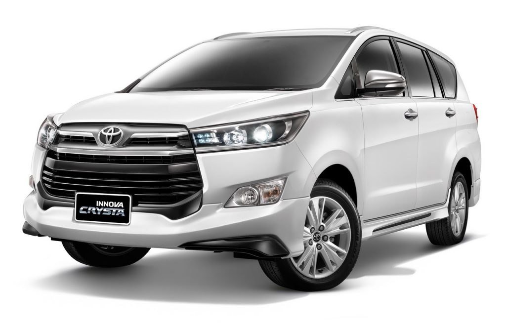 Toyota-Innova-Crysta-bodykit